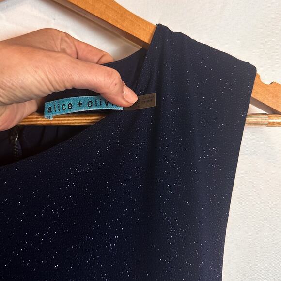 3 FOR $50! 🎁 ALICE + OLIVIA Navy Blue Bodycon Glitter Shift Dress Sz. 4 - Picture 5 of 7